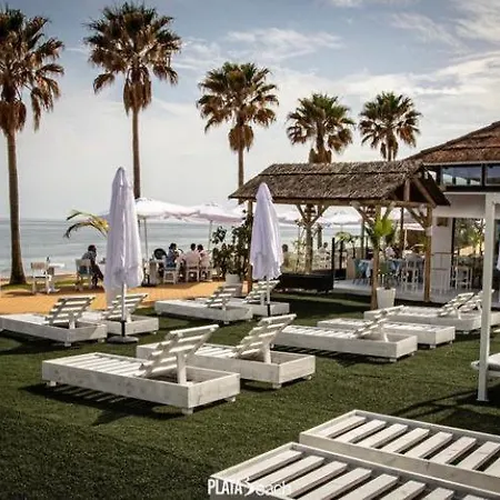 Plata Beach * Εστεπόνα